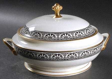 Ethos Round Covered Vegetable