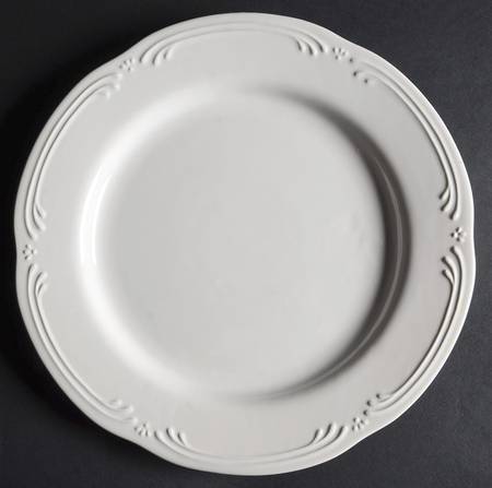Filigree 12" Chop Plate (Round Platter)