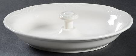 Filigree Bon Bon with Center Handle