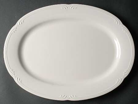 Filigree 16" Oval Serving Platter