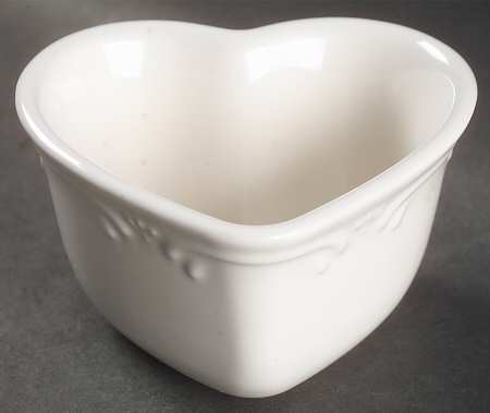 Filigree Heart Shaped Custard Cup