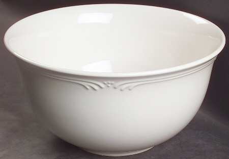 Filigree 9" Mixing Bowl