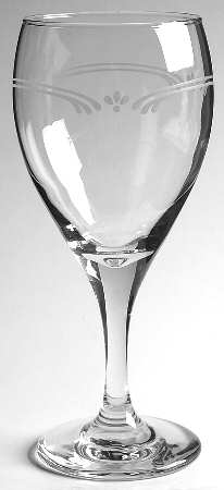 Filigree Glassware Wine Goblet by Pfaltzgraff