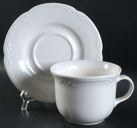 Filigree Oversized Cup & Saucer Set
