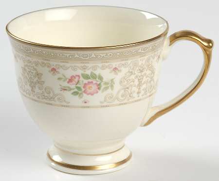 Flora Royale Footed Cup