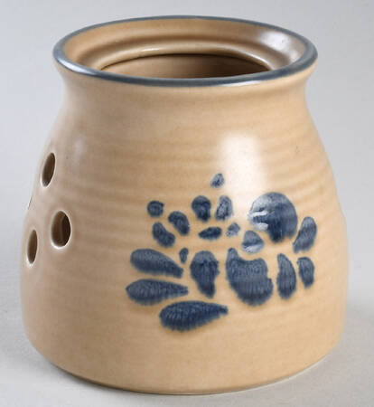 Folk Art Garlic Keeper No Lid by Pfaltzgraff