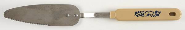 Folk Art Pie & Cake Server with Stainless Blade