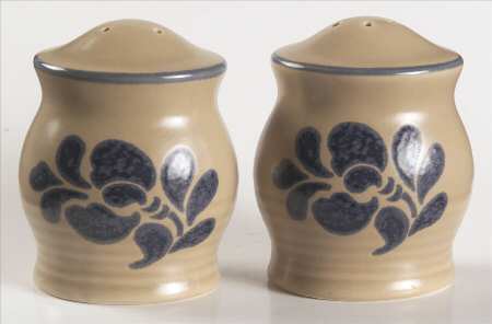 Folk Art Salt & Pepper Set