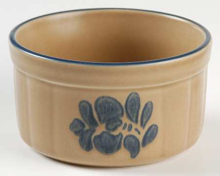 Folk Art Individual Souffle
