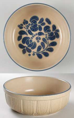 Folk Art 7" 1 Quart Harvest Bowl