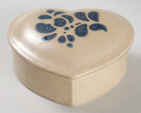 Folk Art Heart Shape Box & Lid