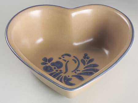 Folk Art 7" Heart Shaped Bowl