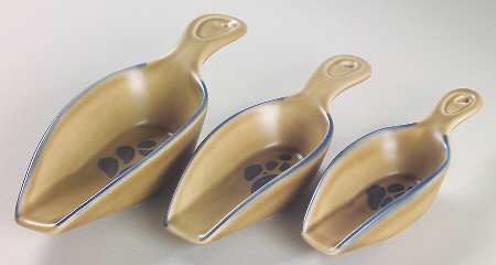 Folk Art 3 Piece) Scoop Set with Large,Medium & Small Scoop