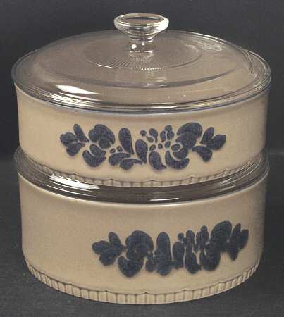 Folk Art 4-Piece Bakeware Set (2 Bakers with Lids)