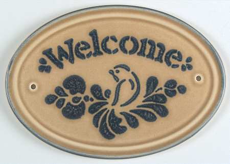 Folk Art "Welcome" Wall Plaque
