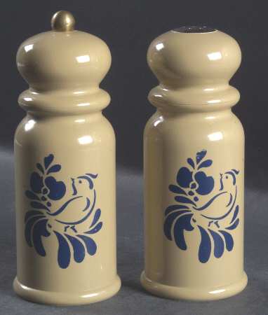 Folk Art Plastic Salt & Pepper Mill Set