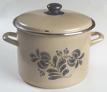 Folk Art 8 Quart Metal Stockpot & Metal Lid by Pfaltzgraff