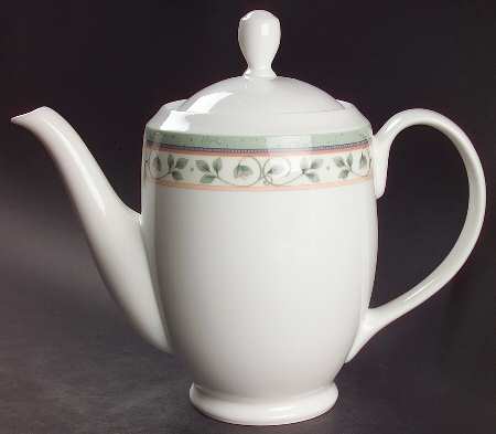 French Quarter (Bone China) Coffee Pot & Lid
