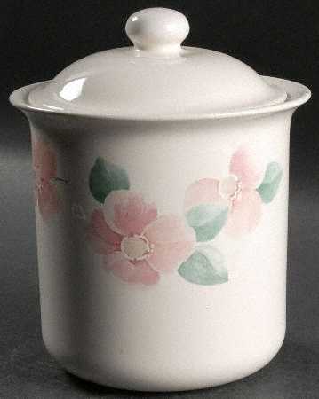 Garland Blush Medium Canister & Lid