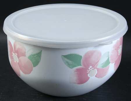 Garland Blush 7 3/4" Metal Bowl W/Plastic Lid