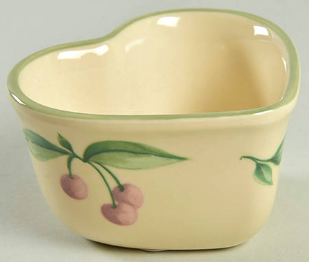 Garden Party (Garden Impressions) Heart Shaped Dish