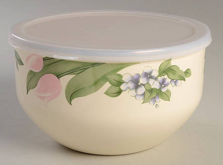 Garden Party (Garden Impressions) 7 3/4" Metal Bowl & Plastic Lid