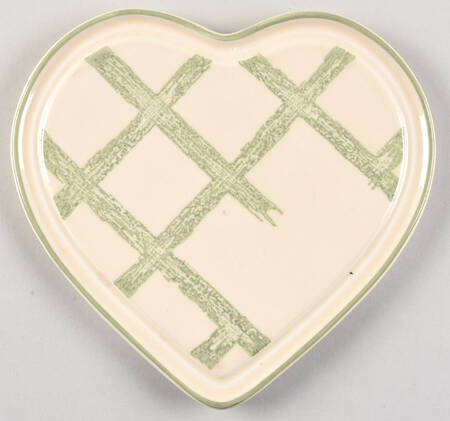 Garden Party (Garden Impressions) Heart Shaped Trivet
