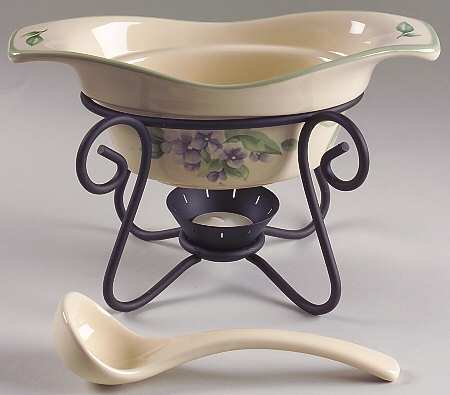 Garden Party (Garden Impressions) Gravy Server & Ladle & Metal Stand