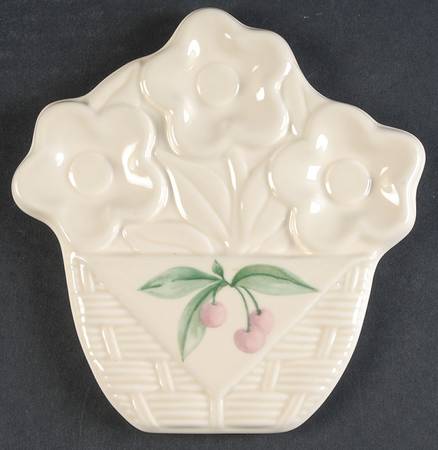 Garden Party (Garden Impressions) Sculpted Trivet