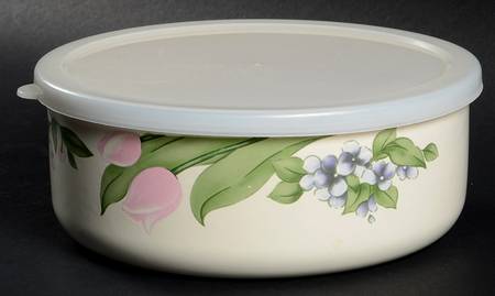 Garden Party (Garden Impressions) 7 3/8" Metal Bowl with Plastic Lid