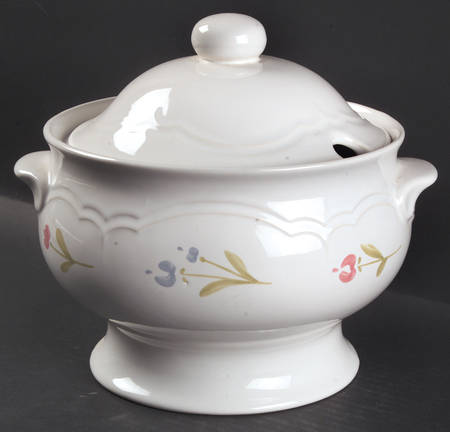 Garland Tureen &  Lid