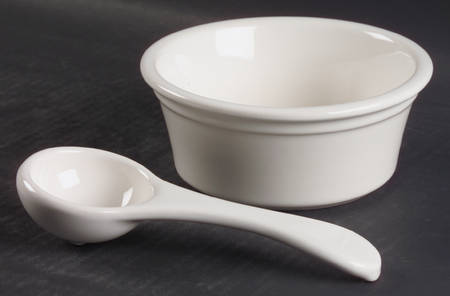 Gazebo White Dip/Salsa Crock & Ladle