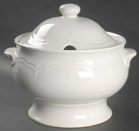 Gazebo White Tureen &  Lid