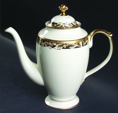 Golden Echo Coffee Pot & Lid