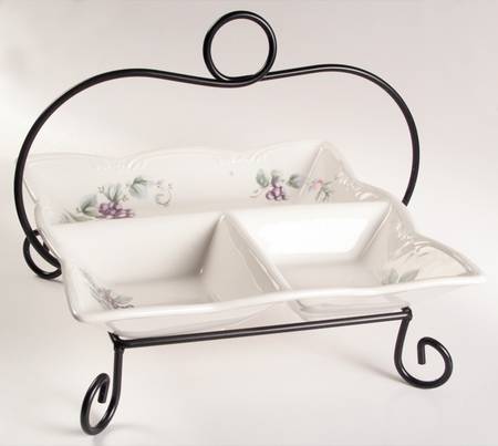 Grapevine Square Divided Server with Metal Rack