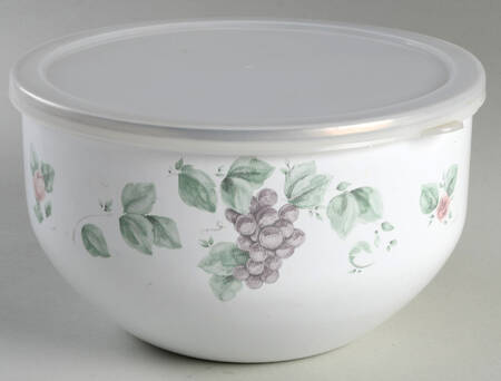 Grapevine 7 3/4" Metal Bowl W/Plastic Lid