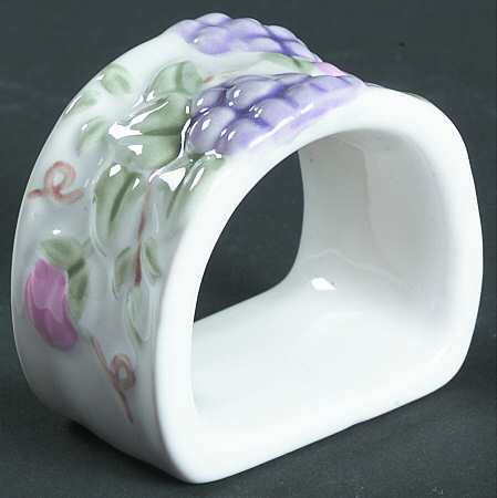 Grapevine Napkin Ring