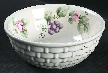 Grapevine Small Wicker Trim Bowl