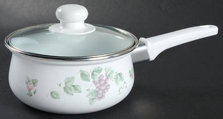 Grapevine 1.5 Quart Metal Covered Saucepan