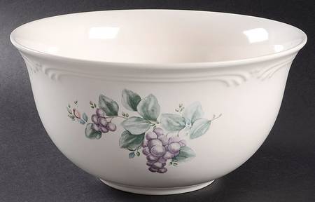 Grapevine 9" Mixing Bowl