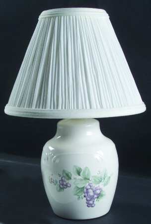 Grapevine Ginger Jar Accent Lamp & Shade
