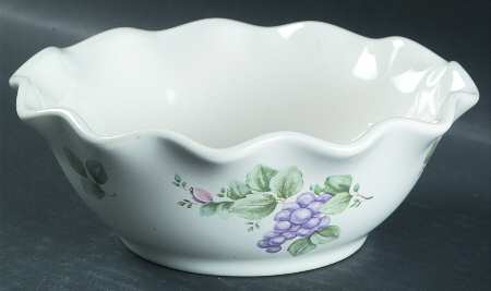Grapevine Small Round Fluted Bowl