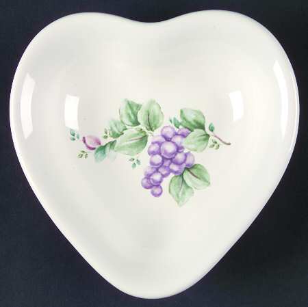 Grapevine Heart Shaped Dish