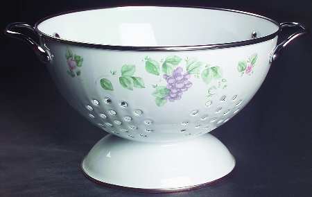 Grapevine 3 Quart Metal Colander