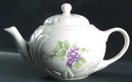 Grapevine Embossed Floral Teapot & Lid
