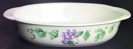 Grapevine 11" Oval Baker