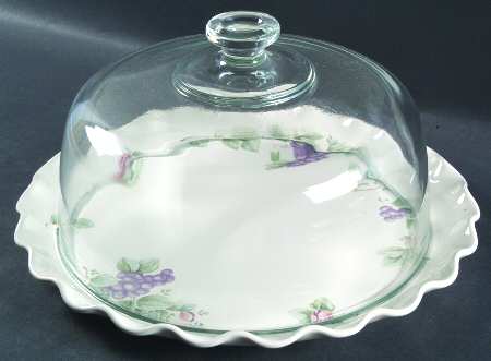 Grapevine Fluted Cake Plate & Glass Dome