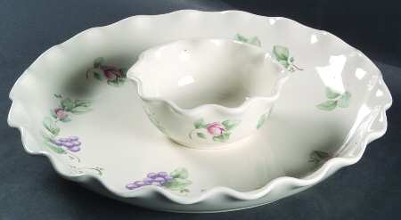Grapevine (2 Piece) Fluted Chip/Dip Set