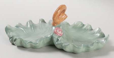 Grapevine Tray for Sculpted Salt & Pepper Set