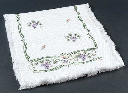 Grapevine Cloth Table Runner